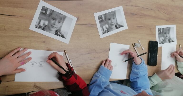 Warsztaty rysunku dla dzieci “Portret”